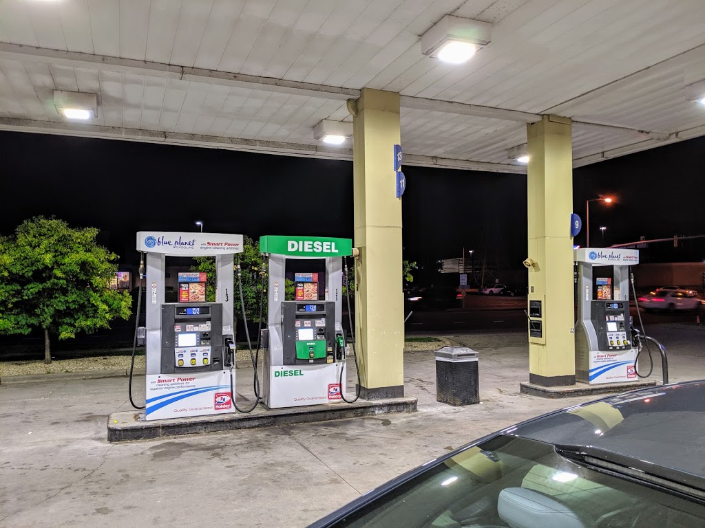 Holiday Stationstores | cafe | 7901 Nicollet Ave, Bloomington, MN 55420, USA | 9528815077 OR +1 952-881-5077