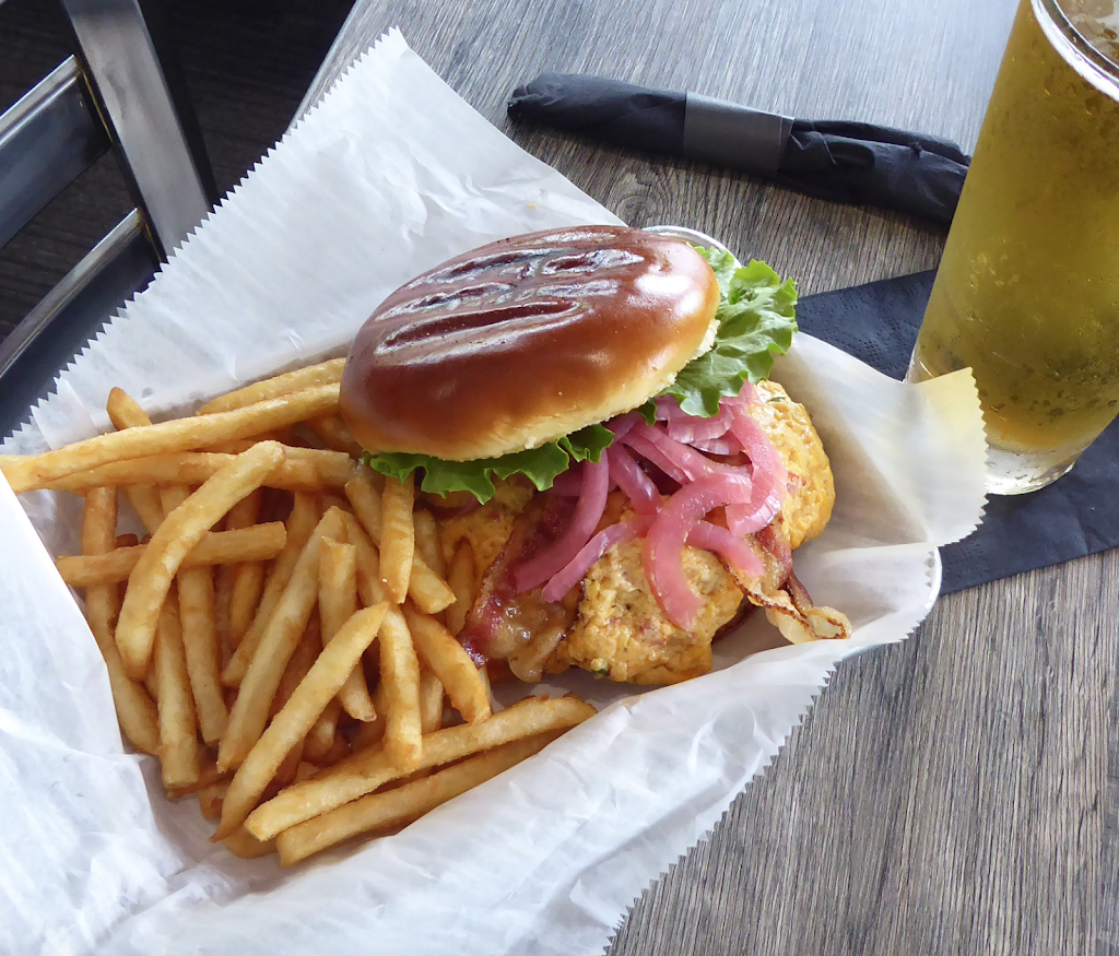 Sandhill Grill at Pinecrest Golf Course | restaurant | 2250 Little Lake Bonnet Rd, Avon Park, FL 33825, USA | 8634537555 OR +1 863-453-7555