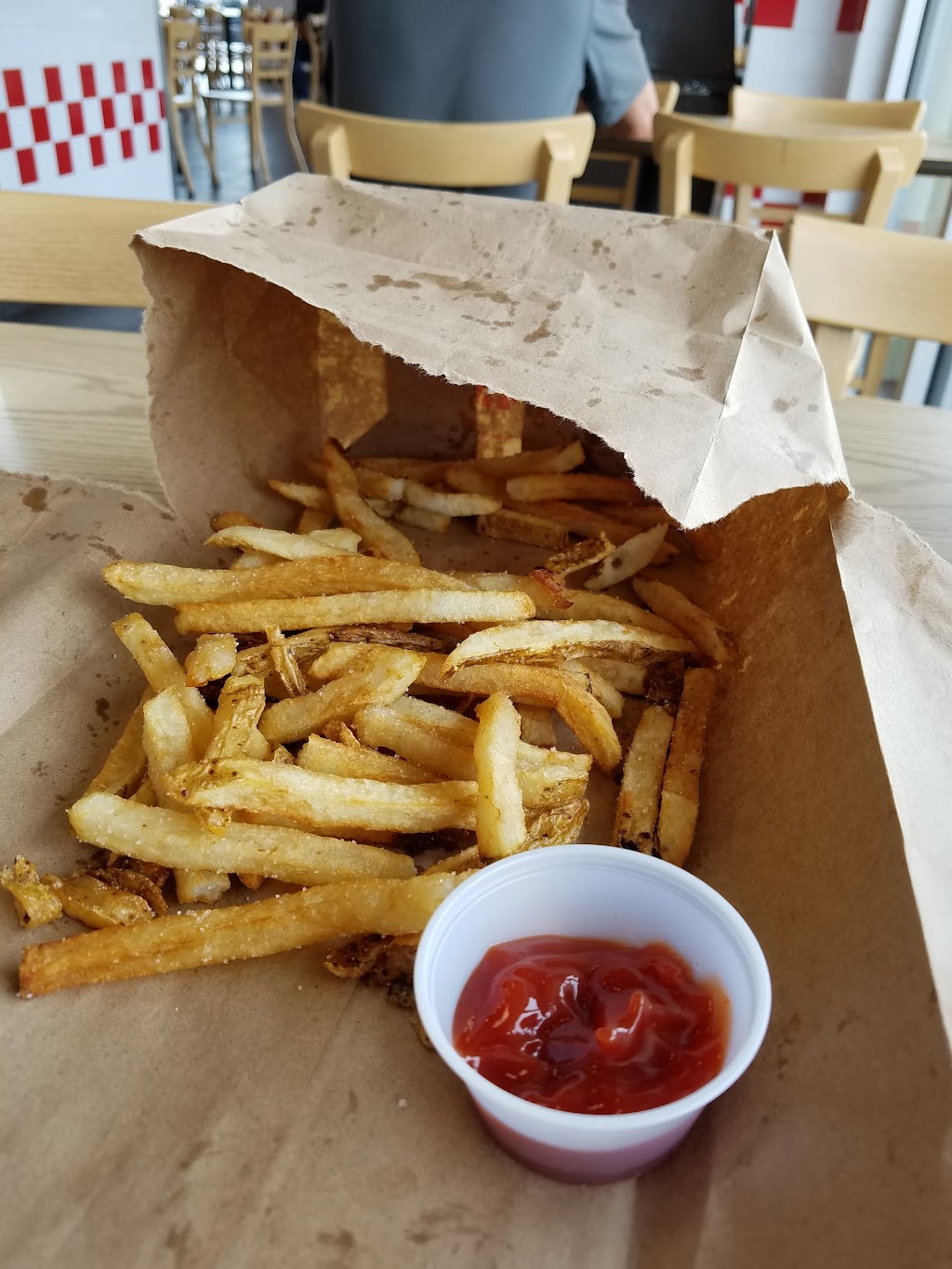 Five Guys | meal takeaway | 75 Eglin Pkwy NE #115, Fort Walton Beach, FL 32548, USA | 8502268824 OR +1 850-226-8824