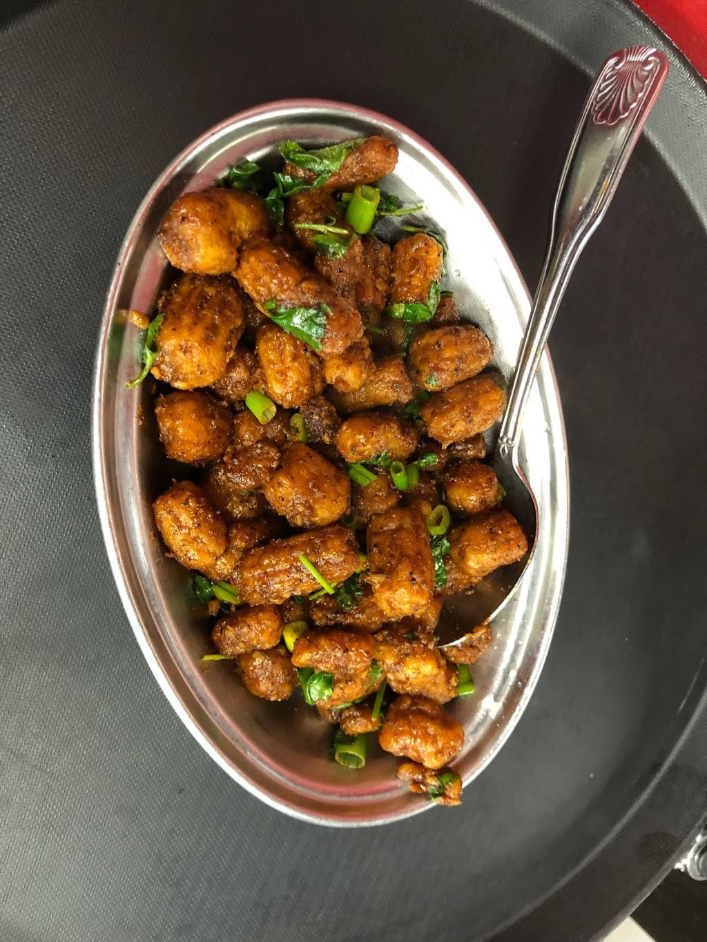 Ravis Hyderabad House | restaurant | 2518 Clifton Ave, Cincinnati, OH 45219, USA | 5132217284 OR +1 513-221-7284