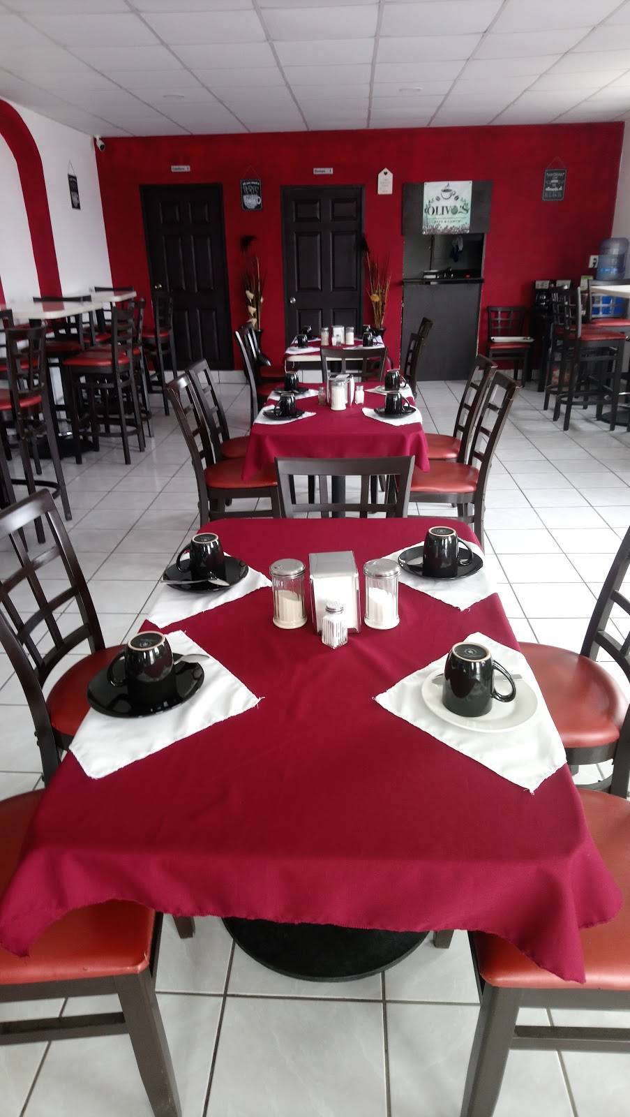 Olivos "Coffee & Lunch" | restaurant | Av Gastelum # 1499 esq. 15, Zona Centro, 22800 Ensenada, B.C., Mexico | 016462487822 OR +52 646 248 7822