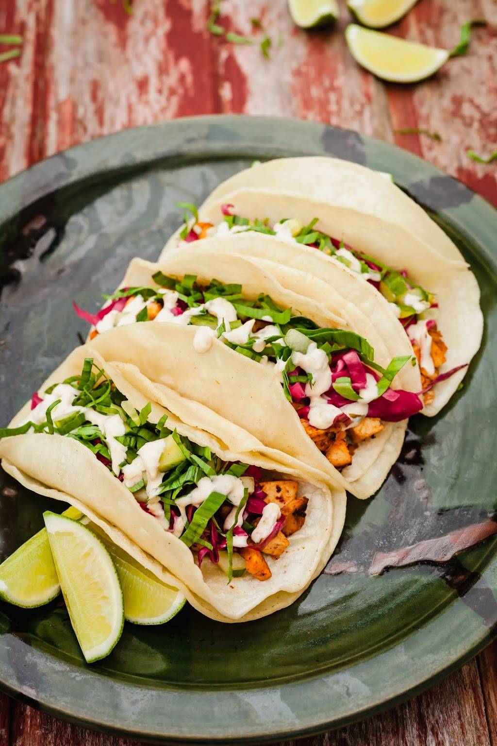 Apothik Food Truck | restaurant | 411 3rd St S, La Crosse, WI 54601, USA | 6087845282 OR +1 608-784-5282