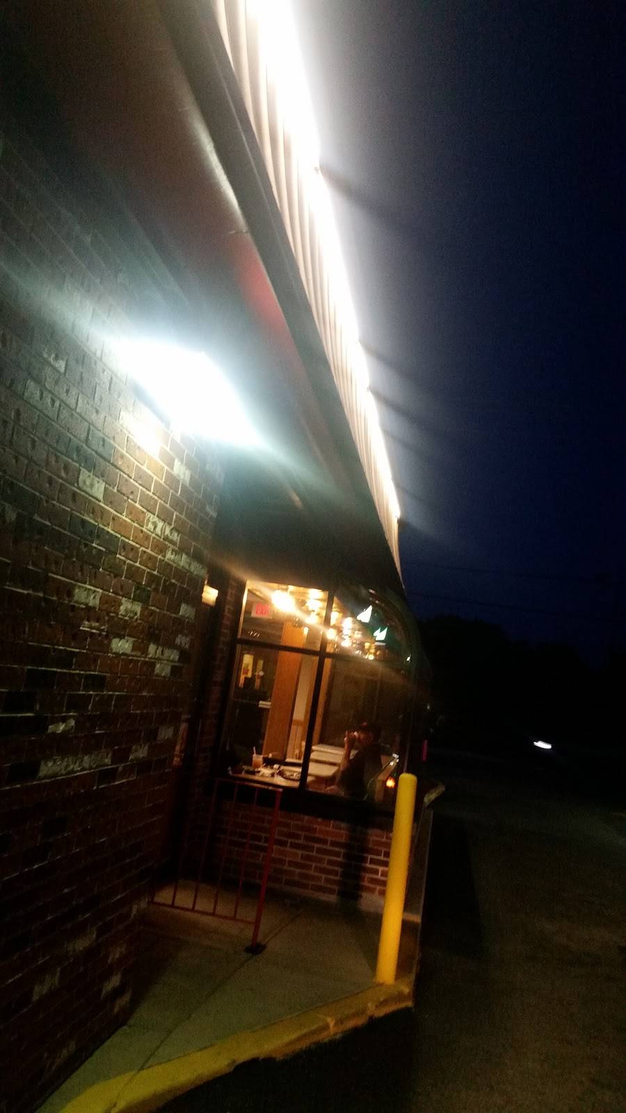 Wendys | restaurant | 2310 Green Bay Rd, North Chicago, IL 60064, USA | 8474731244 OR +1 847-473-1244