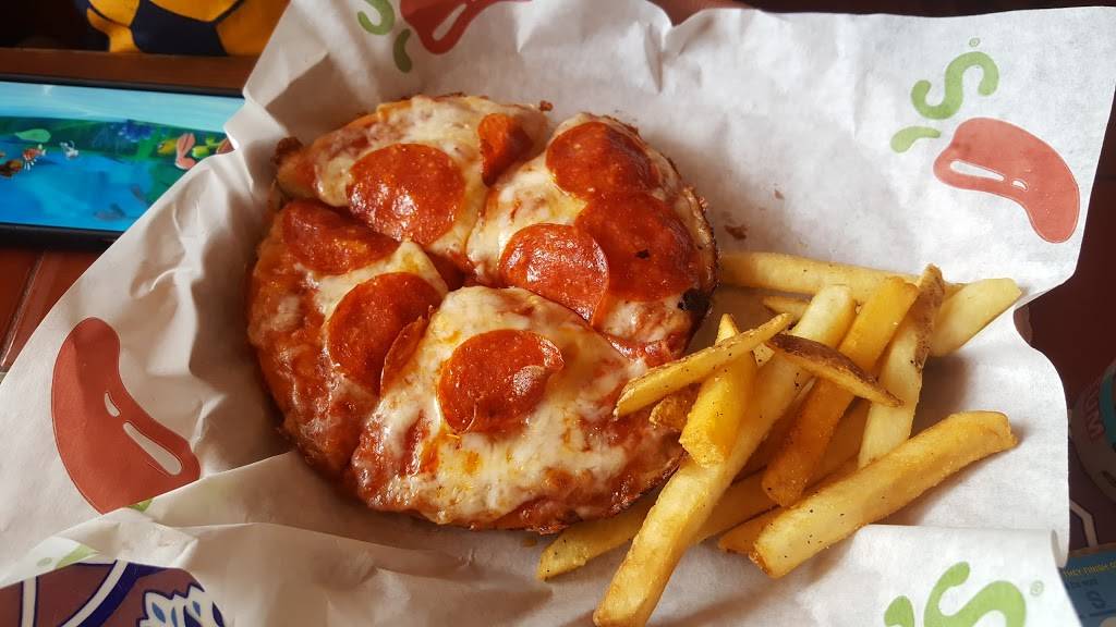 Chilis Grill & Bar | restaurant | 2601 SE Delaware Ave, Ankeny, IA 50021, USA | 5159638400 OR +1 515-963-8400