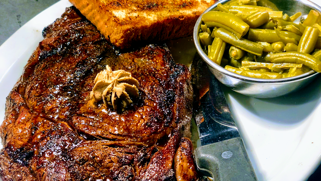 Delta Steakhouse | restaurant | 134 N Front St, Senatobia, MS 38668, USA | 6626126404 OR +1 662-612-6404