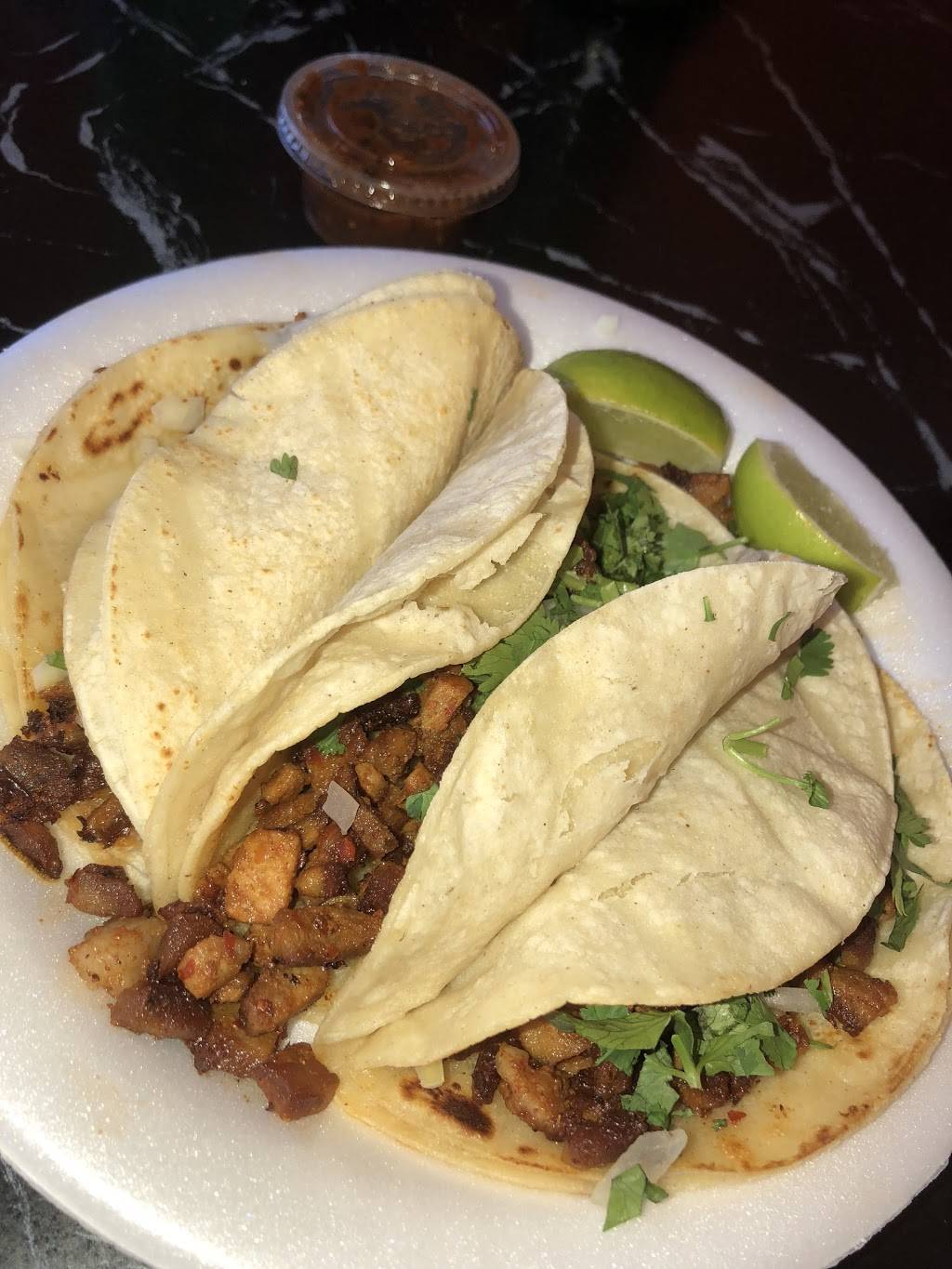 Las Morelianas | restaurant | 1287 E Florida Ave, Hemet, CA 92543, USA | 9517664777 OR +1 951-766-4777