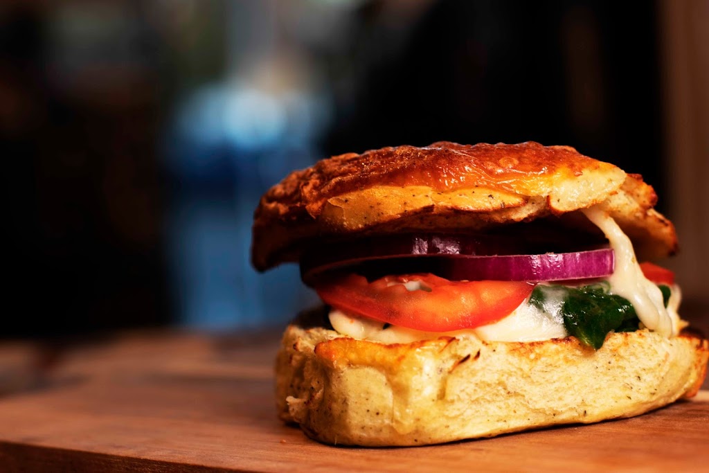 Uncle Harrys | bakery | 7656 N Blackstone Ave, Fresno, CA 93720, USA | 5594315404 OR +1 559-431-5404