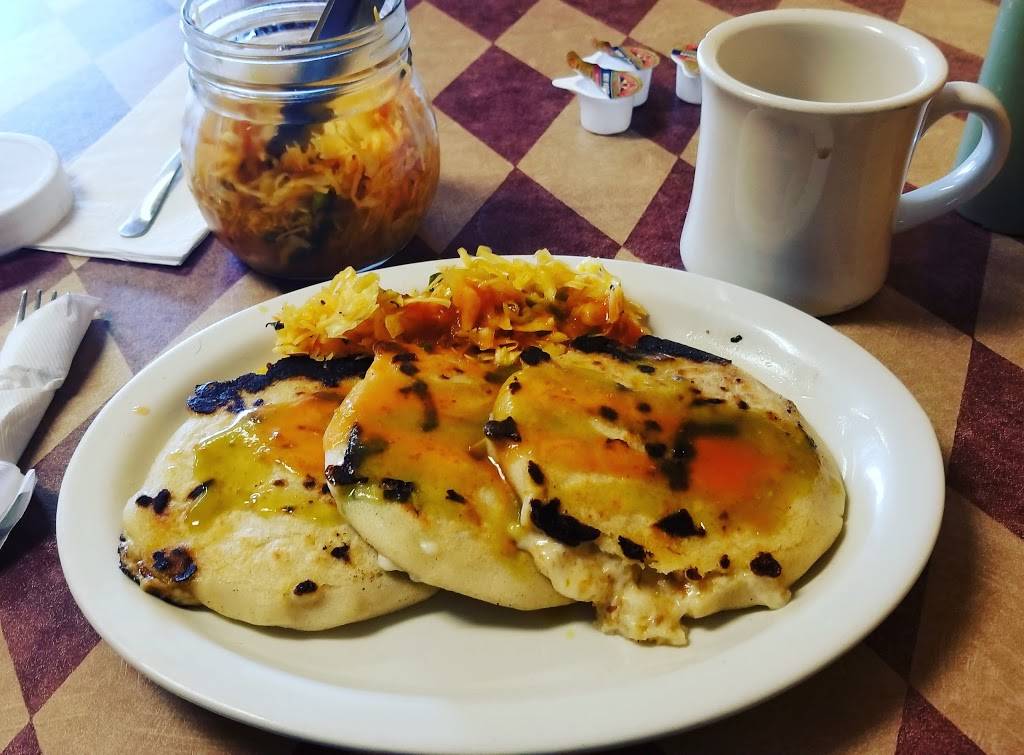 El Rey Pupusas, Tacos y Más | restaurant | 5622 Garth Rd, Baytown, TX 77521, USA | 2819174561 OR +1 281-917-4561