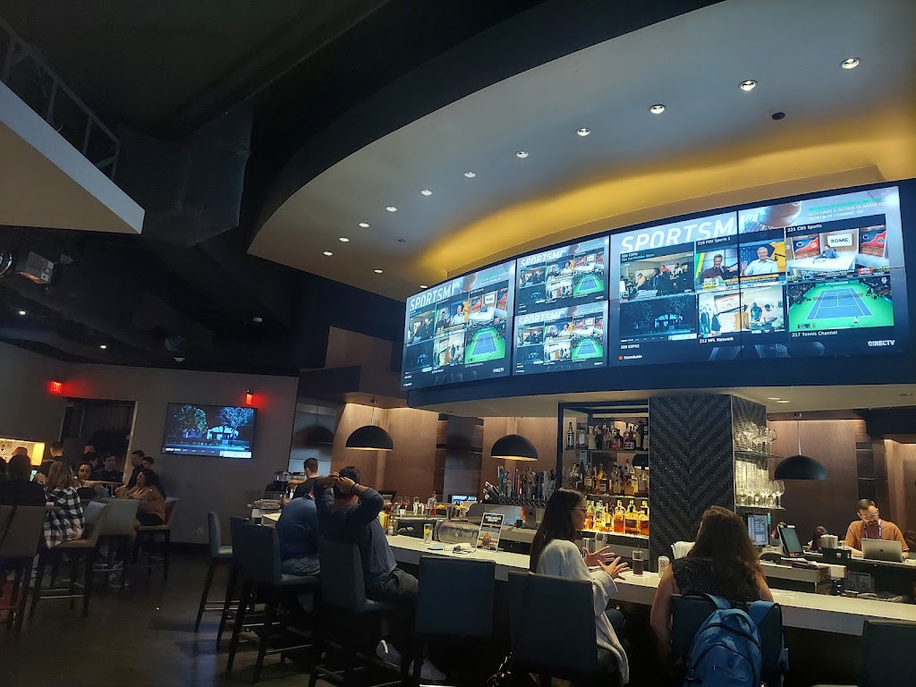 Vitascope Hall | night club | 601 Loyola Ave, New Orleans, LA 70113, USA | 5045611234 OR +1 504-561-1234