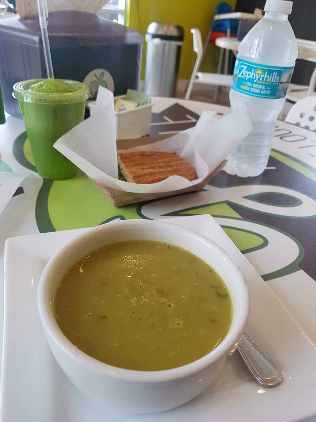 Green Apple Juice Lounge | restaurant | 9831 NW 58th St #136, Miami, FL 33178, USA | 7867039252 OR +1 786-703-9252