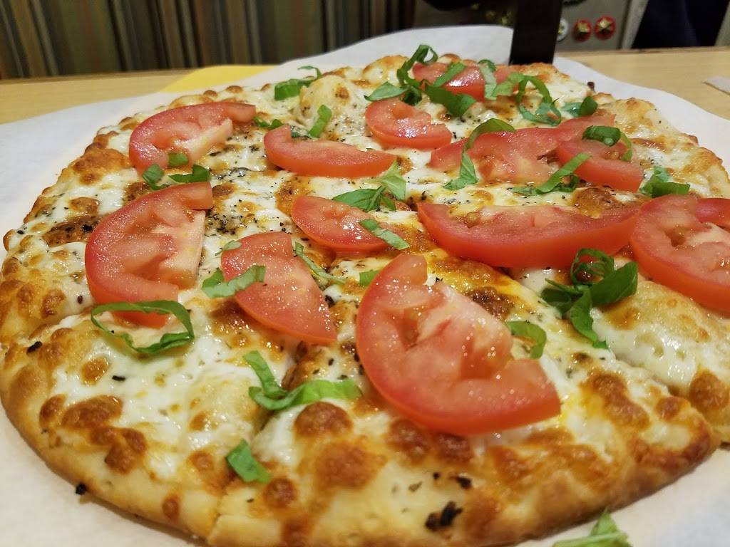 Straw Hat Pizza | restaurant | 10729 South St, Cerritos, CA 90703, USA | 5629258441 OR +1 562-925-8441