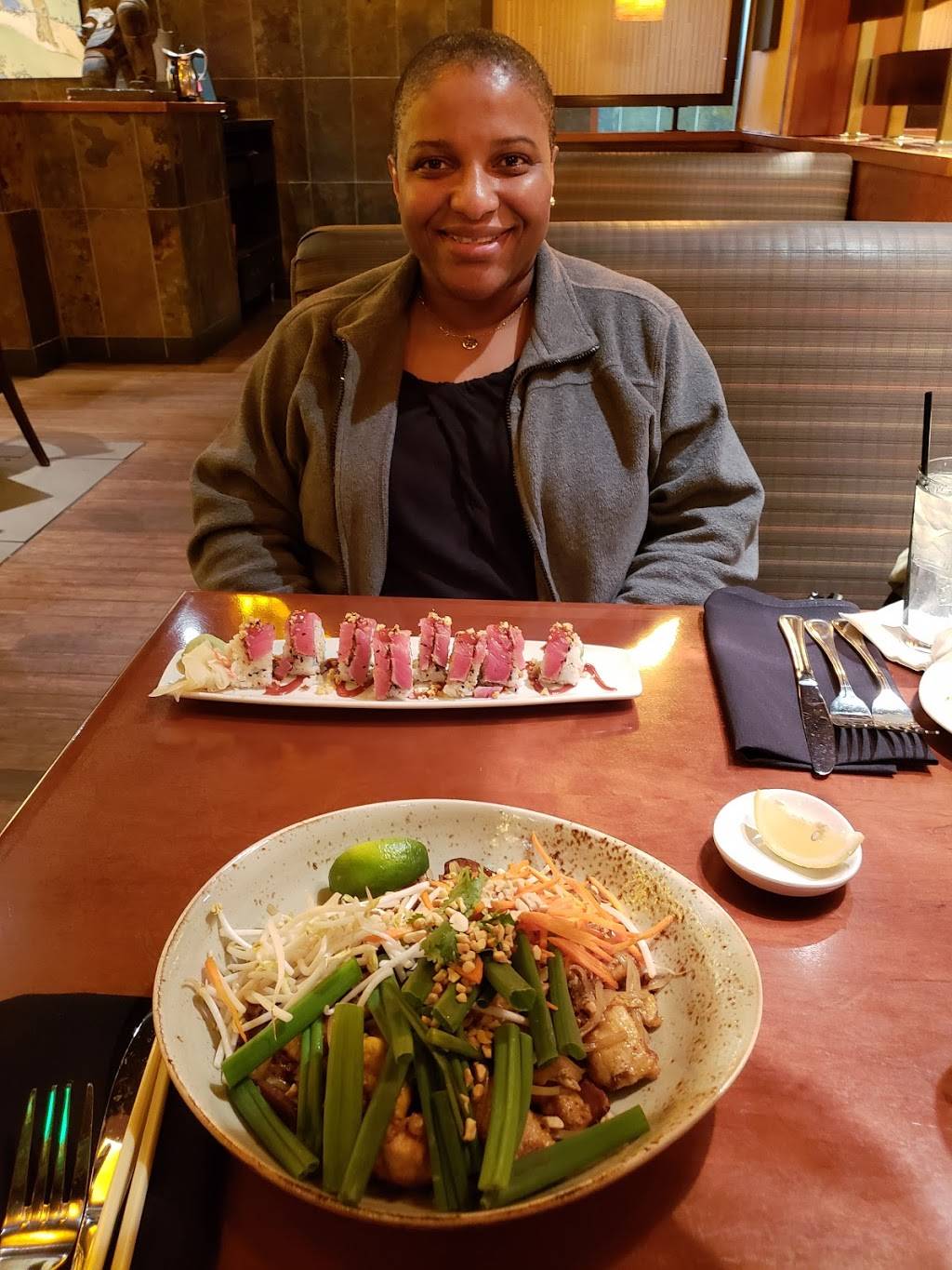 P.F. Changs | restaurant | 8342 Honeygo Blvd, Baltimore, MD 21236, USA | 4109312433 OR +1 410-931-2433