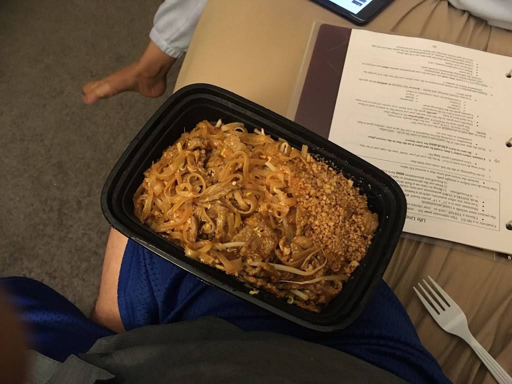 Ts Thai | restaurant | 1303, 1215 4th St, Santa Monica, CA 90401, USA | 3103954106 OR +1 310-395-4106