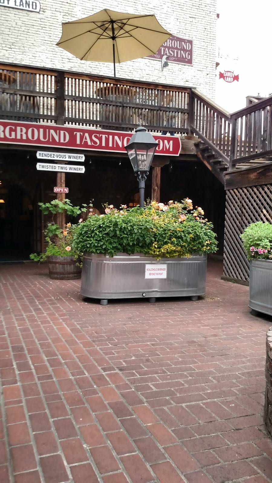 Luis Jr.s Mexican Food | restaurant | 900 2nd St, Sacramento, CA 95814, USA | 9168235515 OR +1 916-823-5515