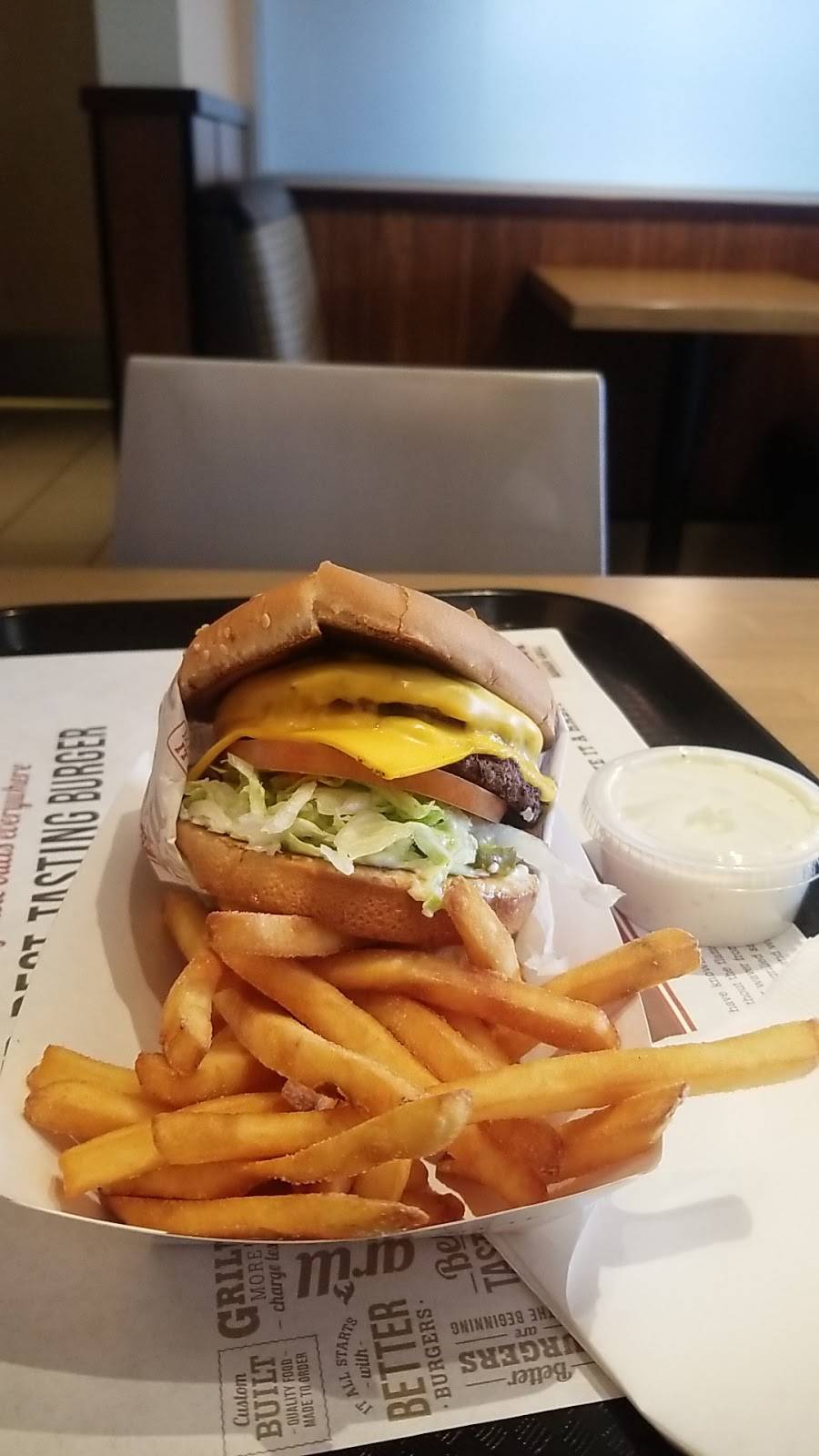 The Habit Burger Grill | meal takeaway | 960 N 54th St, Chandler, AZ 85226, USA | 4807050306 OR +1 480-705-0306