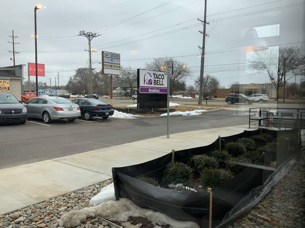 Taco Bell | restaurant | 50835 Van Dyke Ave, Shelby Charter Twp, MI 48317, USA | 5865801365 OR +1 586-580-1365