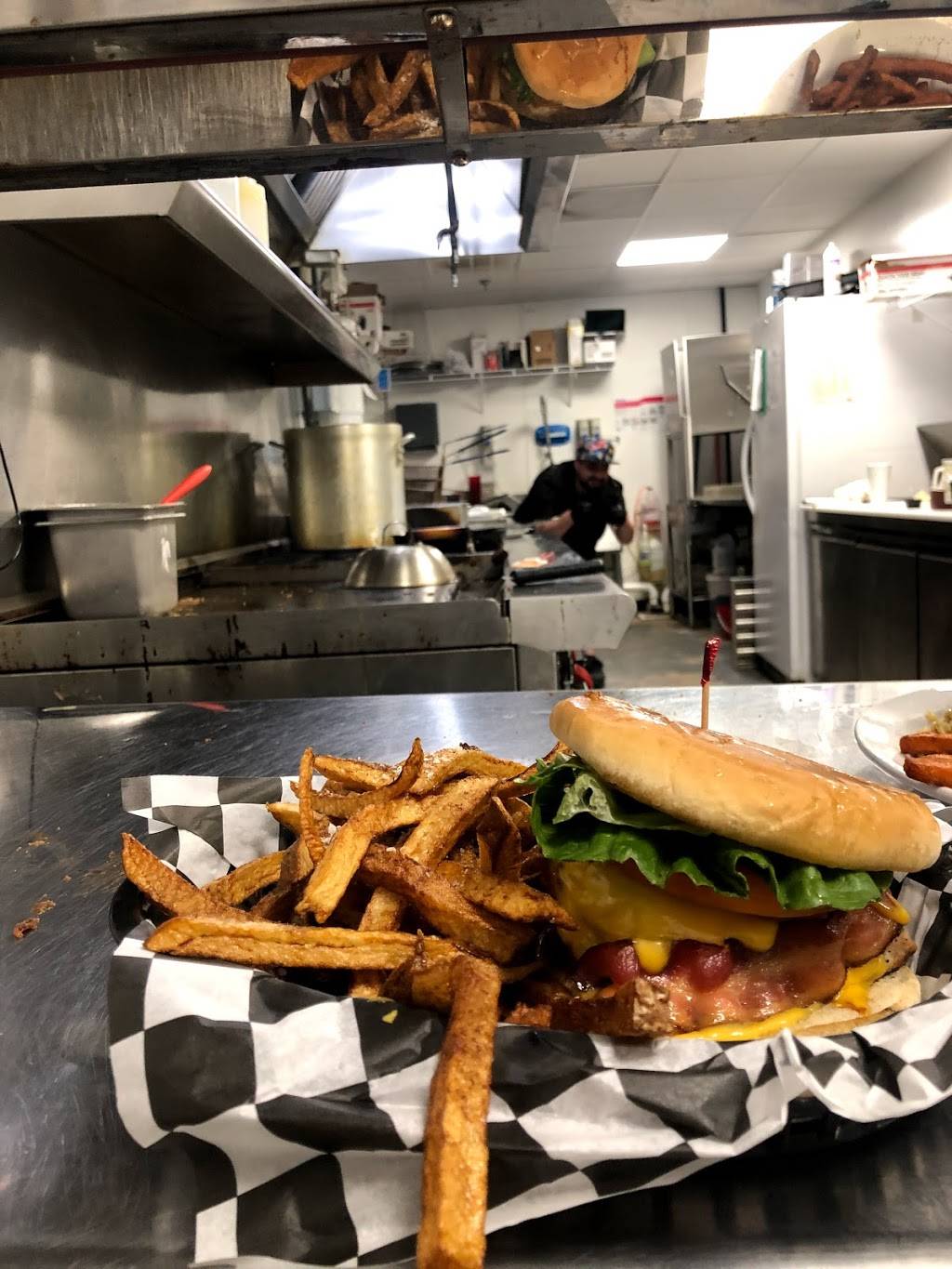 Valley Tavern and Grille | restaurant | 1710 Tallyho St SW, Cullman, AL 35055, USA | 2568415020 OR +1 256-841-5020