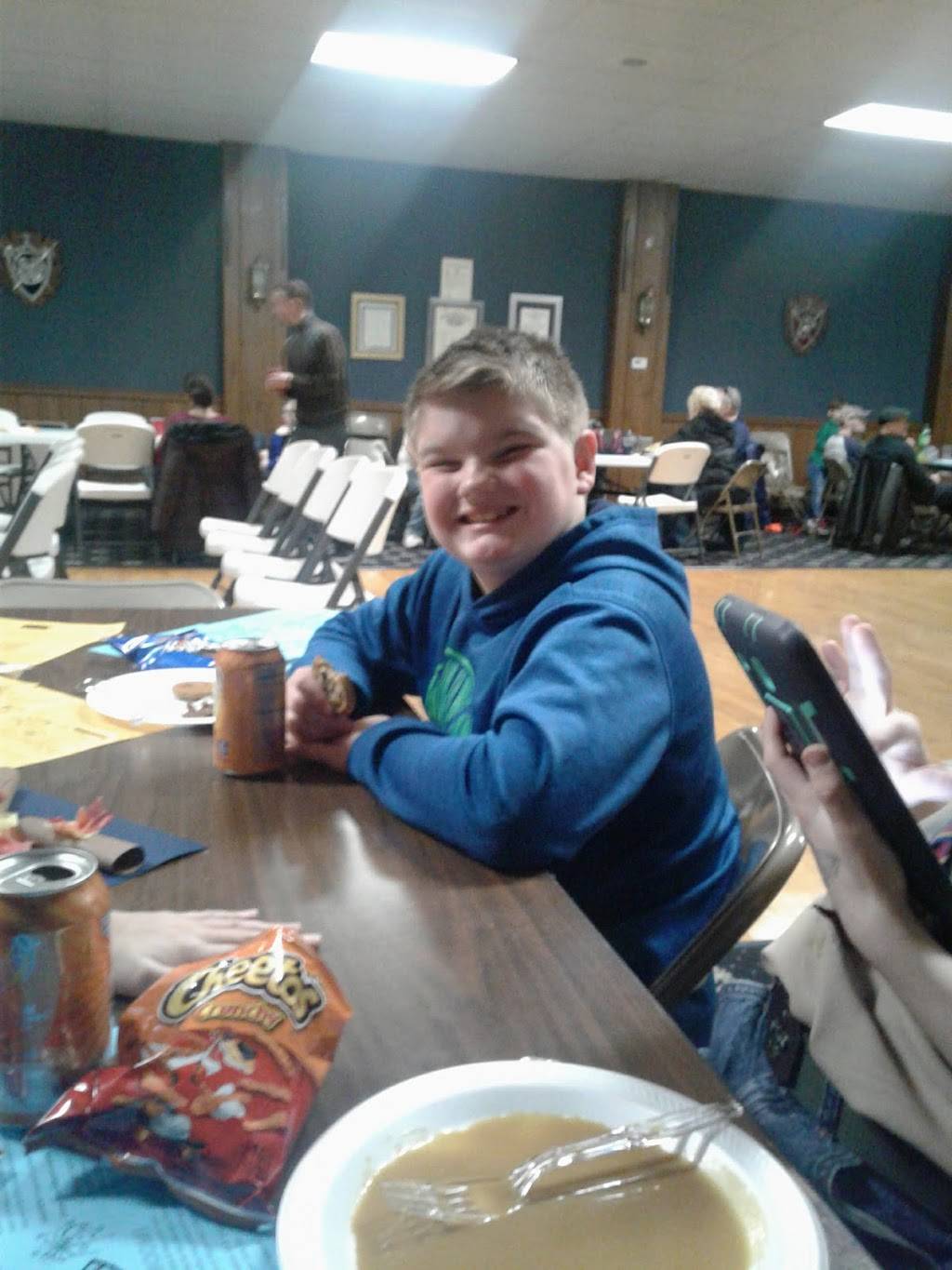 VFW Post 1082 | restaurant | 343 Northfield Rd, Bedford, OH 44146, USA | 4402329035 OR +1 440-232-9035