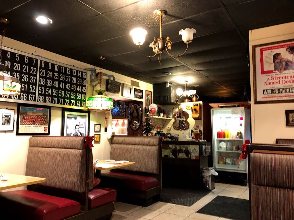 Joses Cafe (Roosters Steakhouse) | restaurant | 900 N Commercial St, Harrisonville, MO 64701, USA | 8167930068 OR +1 816-793-0068