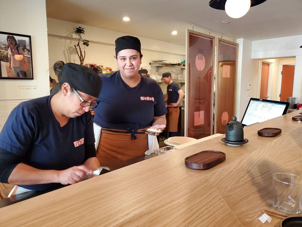 Sogo Roll Bar | restaurant | 4634 Hollywood Blvd, Los Angeles, CA 90027, USA | 3237410088 OR +1 323-741-0088