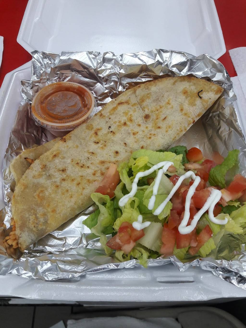 Las 3 comadres kitchen | meal takeaway | 2415 th street, Vero Beach, FL 32967, USA | 7722991542 OR +1 772-299-1542