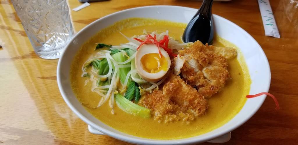 Varee Asian Cafe & Bakery | restaurant | 2861 Raleigh Rd Pkwy W, Wilson, NC 27896, USA | 2522815932 OR +1 252-281-5932