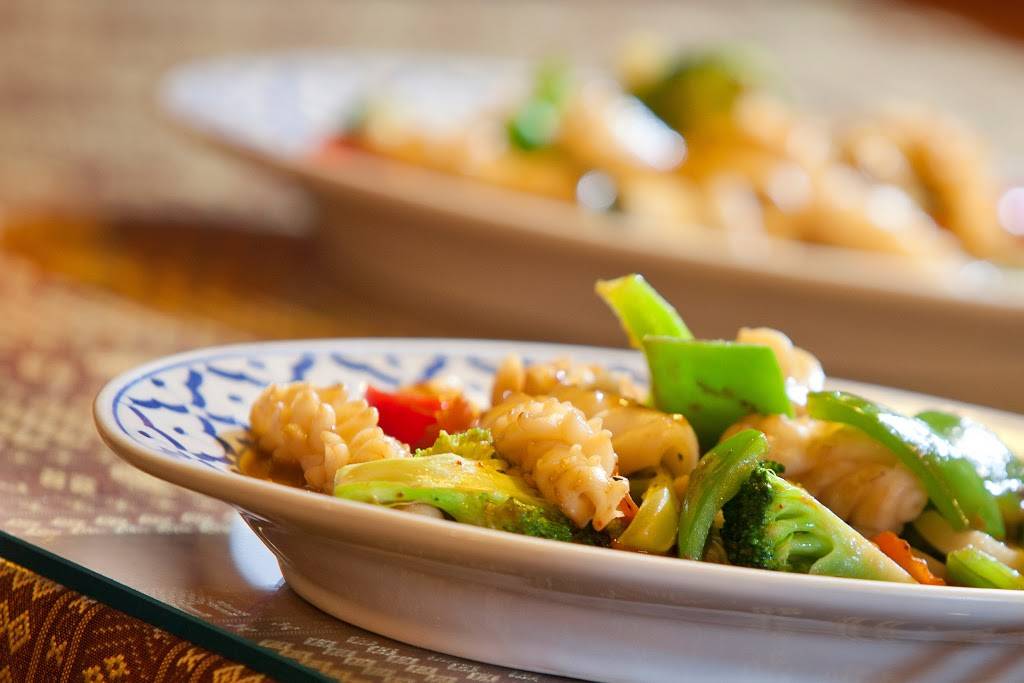 Mango Salad | restaurant | 95 Thames St S, Ingersoll, ON N5C 2T2, Canada | 5194251188 OR +1 519-425-1188