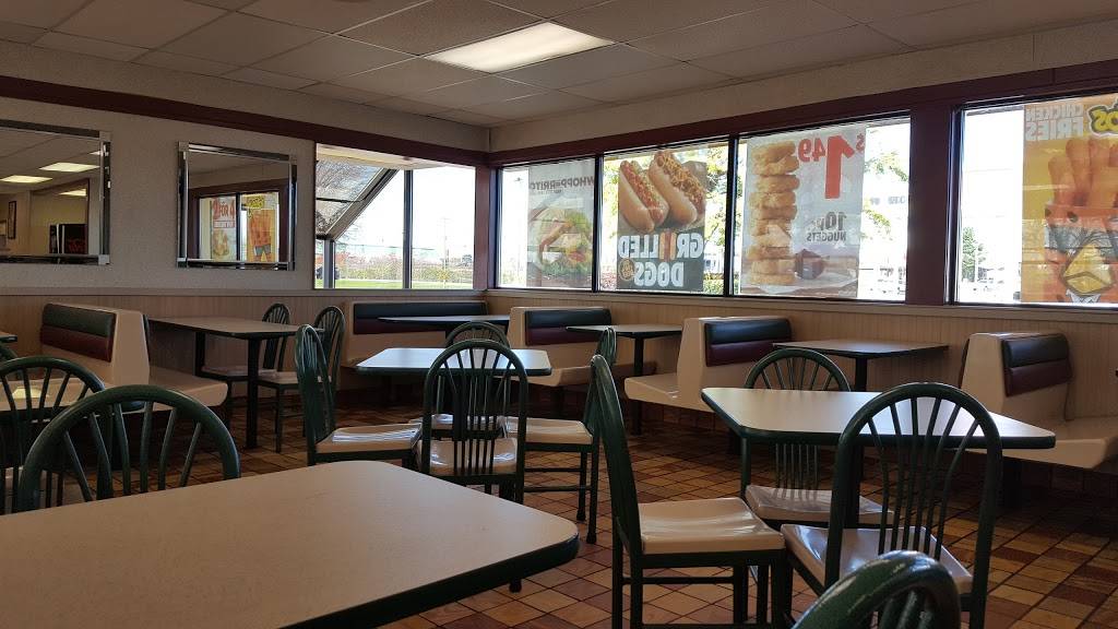 Burger King | restaurant | 1945 Pipestone Rd, Benton Harbor, MI 49022, USA | 2699268806 OR +1 269-926-8806