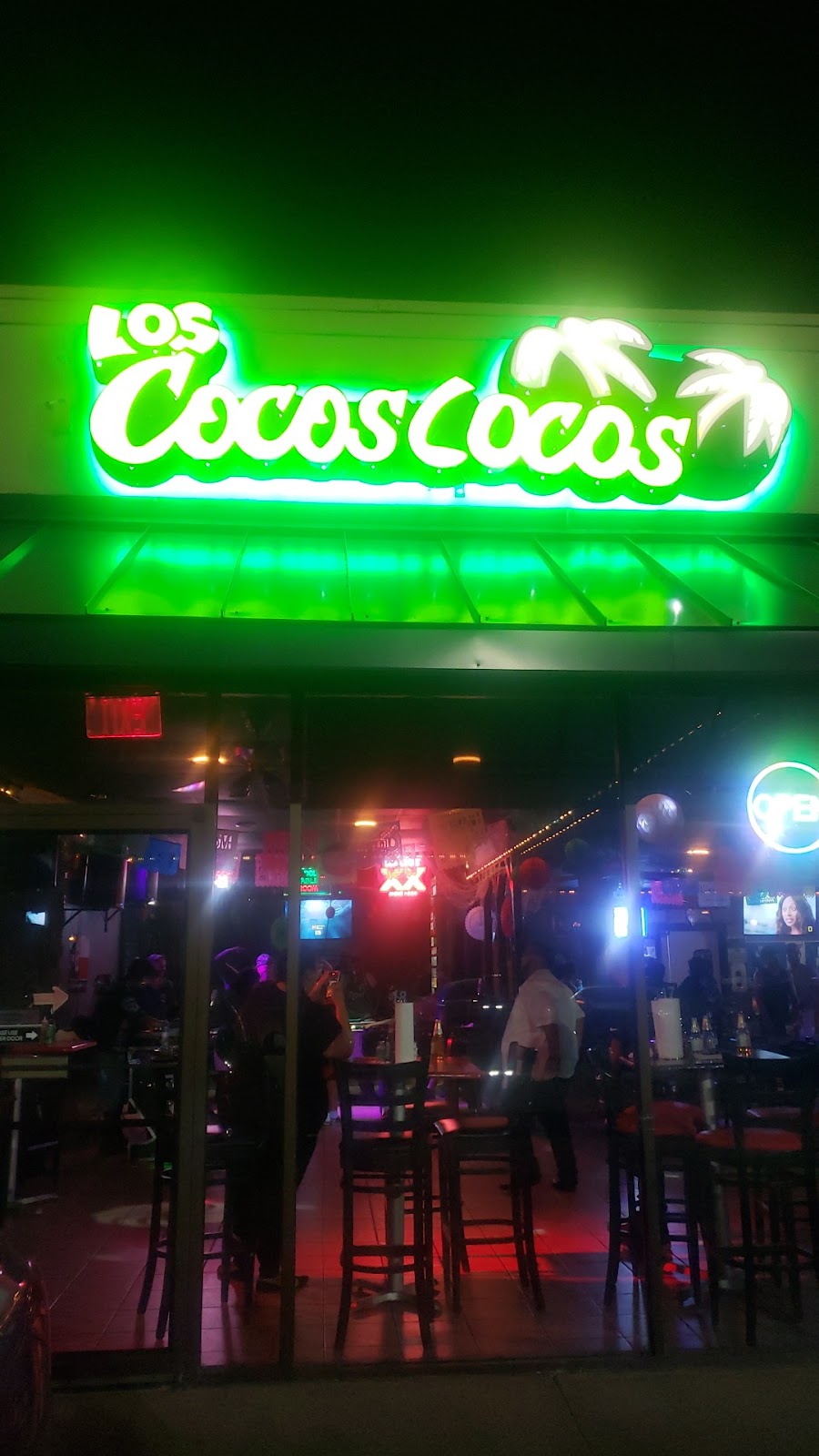 Los Cocos Locos Sports Bar & Seafood | restaurant | 1200 E Davis St, Mesquite, TX 75149, USA | 2144844508 OR +1 214-484-4508