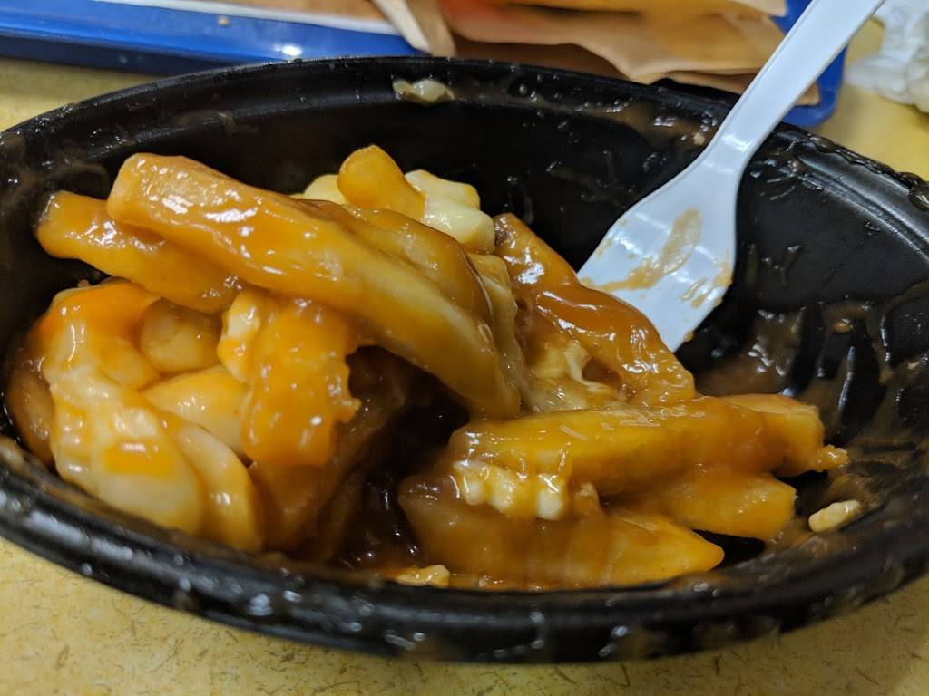 Burger King | restaurant | 527 W Hunt Club Rd, Nepean, ON K2G 5W5, Canada | 6137275840 OR +1 613-727-5840