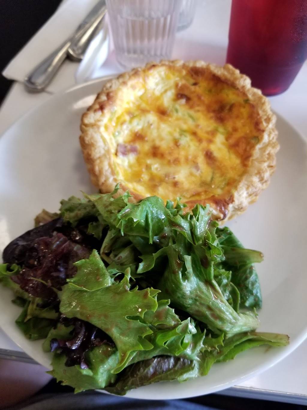 Parade Cafe | cafe | 622 Caton Ave, Brooklyn, NY 11218, USA | 7184385445 OR +1 718-438-5445