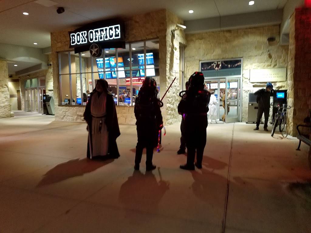 Regal Lone Star | restaurant | 24720 Tomball Pkwy, Tomball, TX 77375, USA | 2812900077 OR +1 281-290-0077