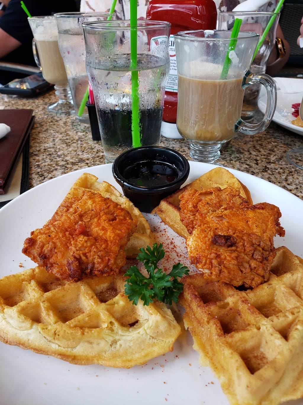 The Pub Nashville | restaurant | 400 11th Ave S, Nashville, TN 37203, USA | 6156784840 OR +1 615-678-4840