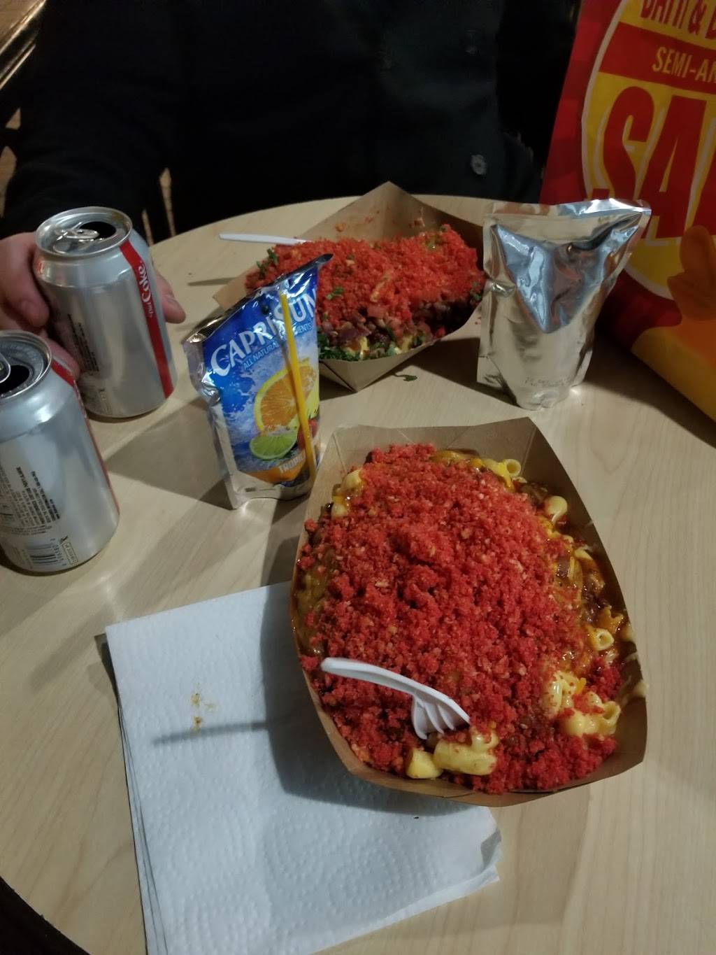 Mac N Cheese After Dark | restaurant | 423 State St, Santa Barbara, CA 93101, USA | 8053157543 OR +1 805-315-7543