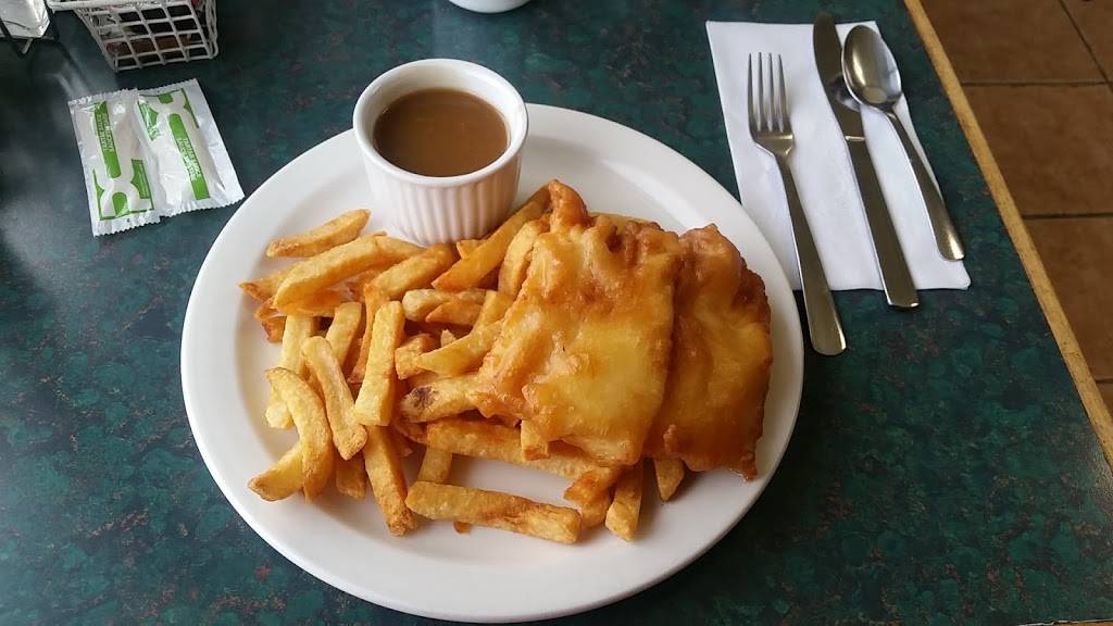 Dockers Fish & Chip & Breakfast | restaurant | 3 Lansdowne St, Peterborough, ON K9J 1X8, Canada | 7057437771 OR +1 705-743-7771