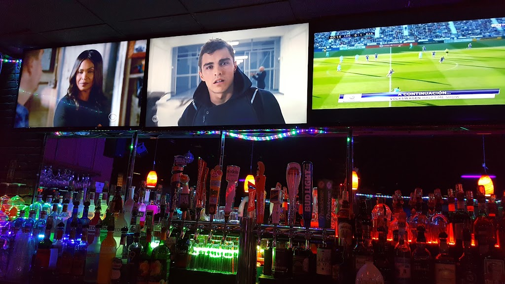 La Gran Manzana | restaurant | 22 Central Square, Boston, MA 02128, USA | 6174185728 OR +1 617-418-5728