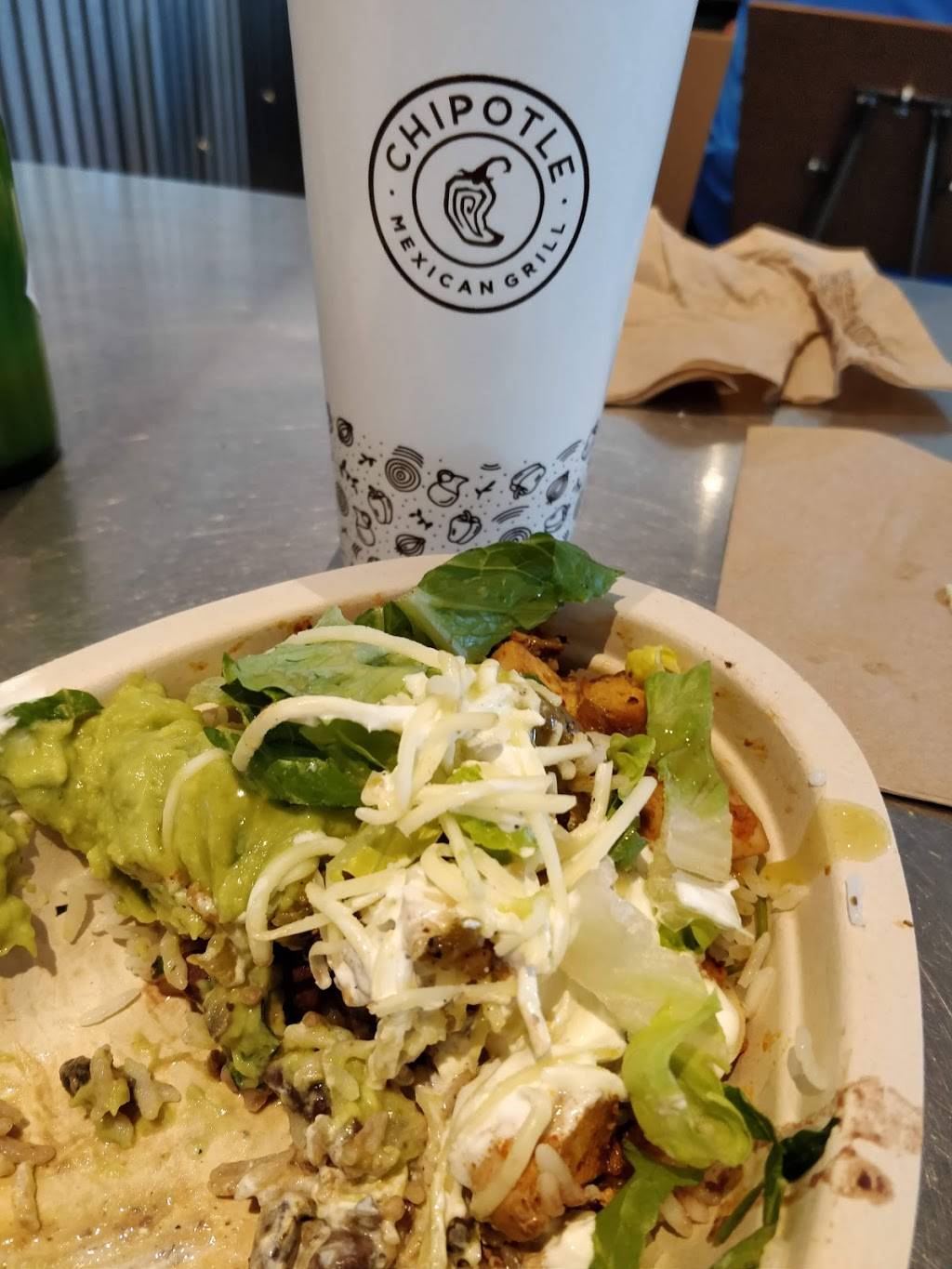 Chipotle Mexican Grill | restaurant | 3315 Northwest Expy Ste A, Oklahoma City, OK 73112, USA | 4058792250 OR +1 405-879-2250