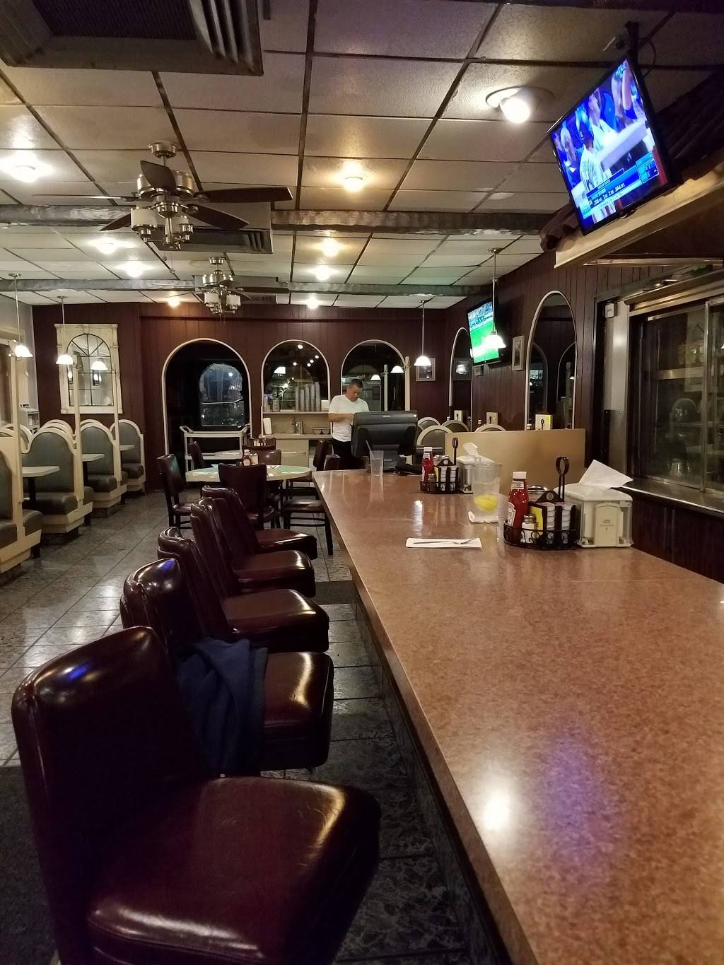 New Colony Diner Bridgeport | restaurant | 2321 Main St, Bridgeport, CT 06606, USA | 2033671217 OR +1 203-367-1217