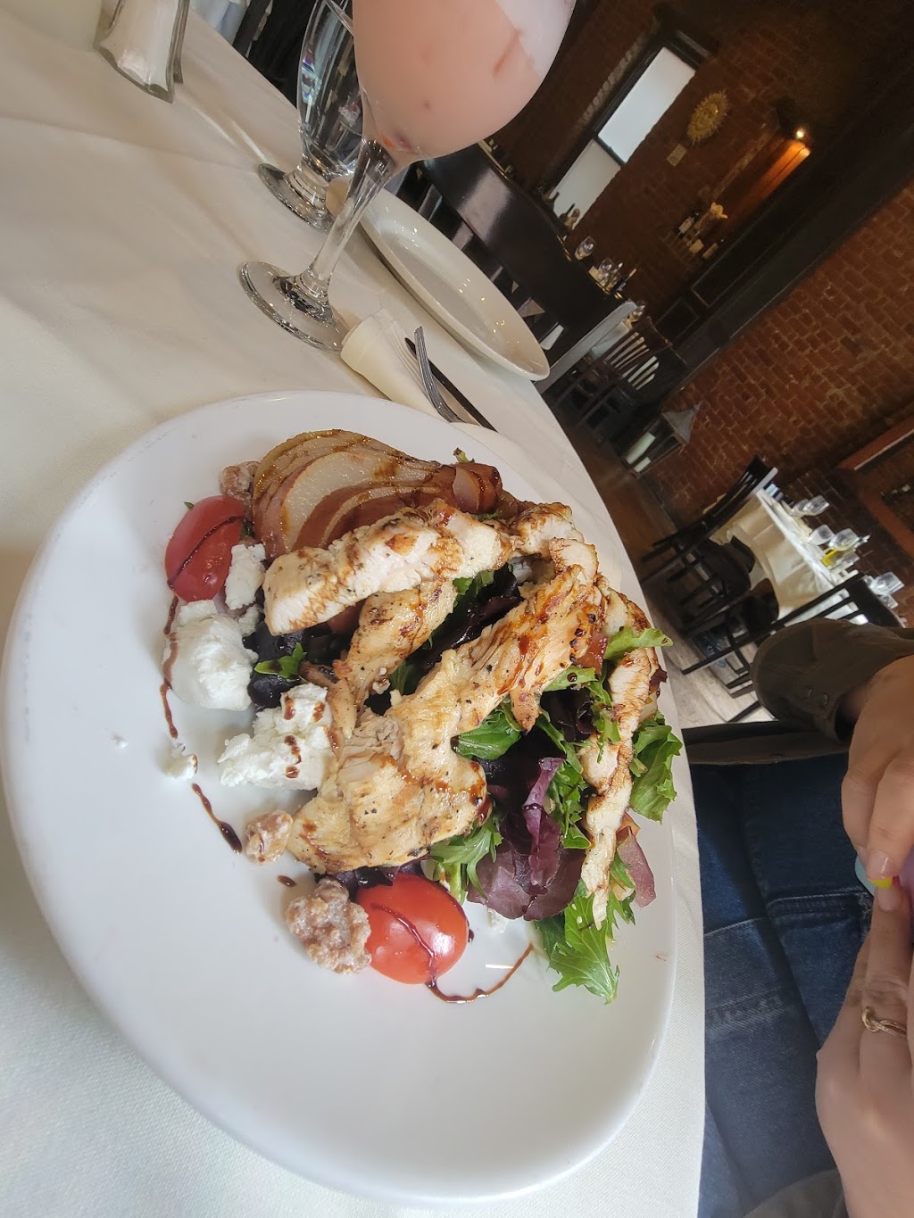 Basil Brick Oven Pizza | restaurant | 28-17 Astoria Blvd, Astoria, NY 11102, USA | 7182041205 OR +1 718-204-1205