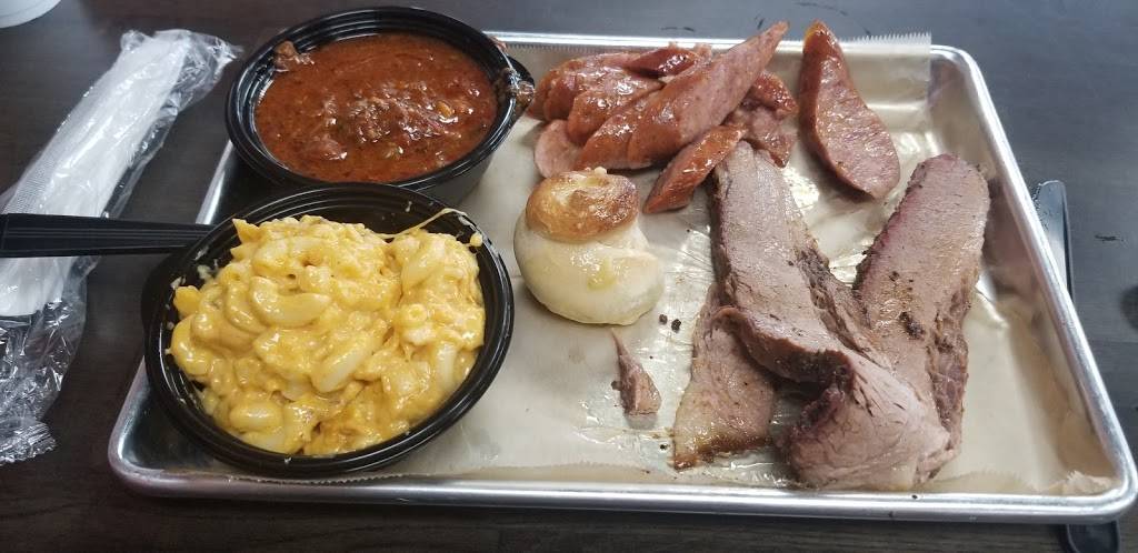 Hawk N Hog | restaurant | 10433 S County Rd 39, Lithia, FL 33547, USA | 8137371919 OR +1 813-737-1919