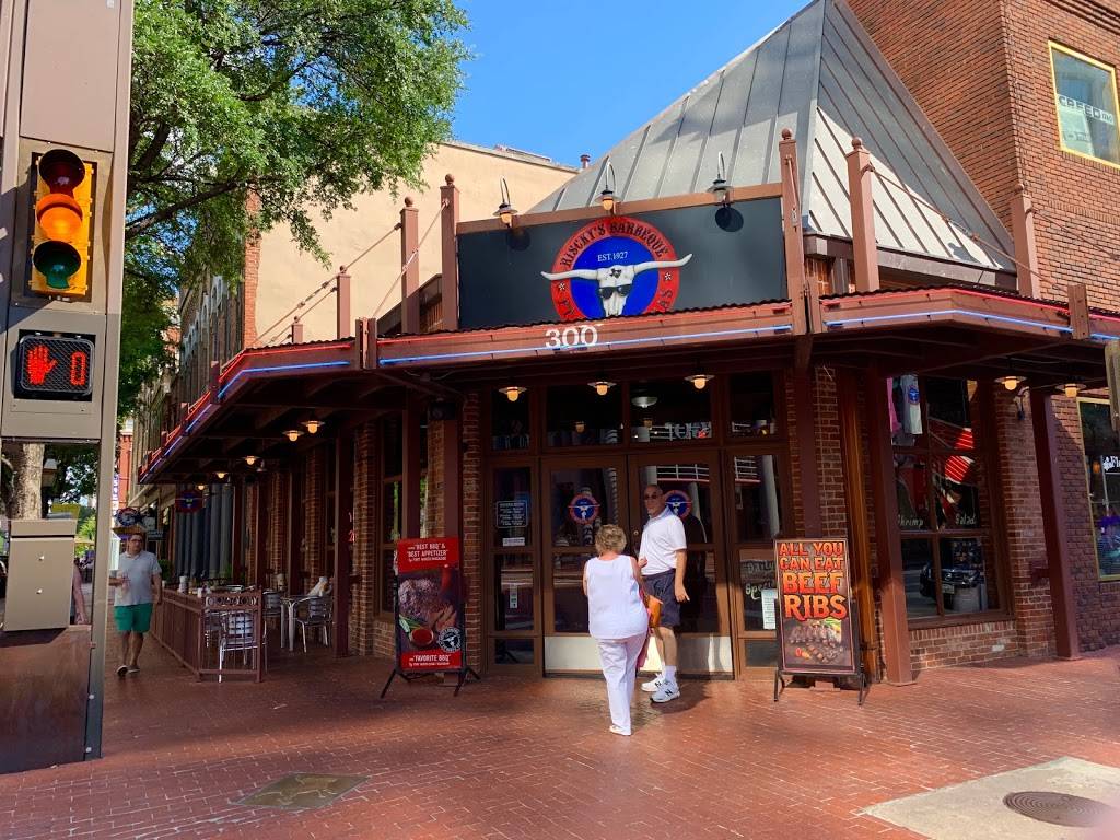 Risckys BAR-B-Q | restaurant | 300 Main St, Fort Worth, TX 76102, USA | 8178773306 OR +1 817-877-3306