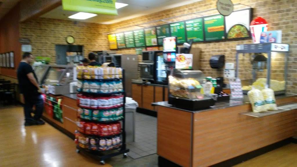 Subway | meal takeaway | 2550 Coors Blvd NW, Albuquerque, NM 87120, USA | 5058317617 OR +1 505-831-7617