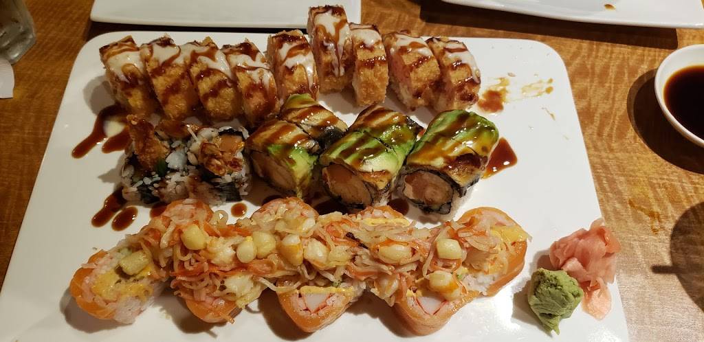 Tsunami Sushi & Hibachi Grill | restaurant | 2020 Badlands Dr, Brandon, FL 33511, USA | 8136578988 OR +1 813-657-8988