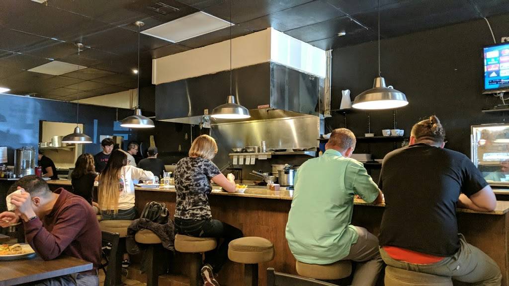 Lucys Cafe West | cafe | 6600 N Mesa St #401, El Paso, TX 79912, USA | 9158428329 OR +1 915-842-8329