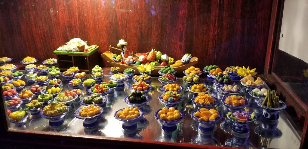 Orchid Thai | restaurant | 15474 Yonge St, Aurora, ON L4G 1P2, Canada | 9057262988 OR +1 905-726-2988