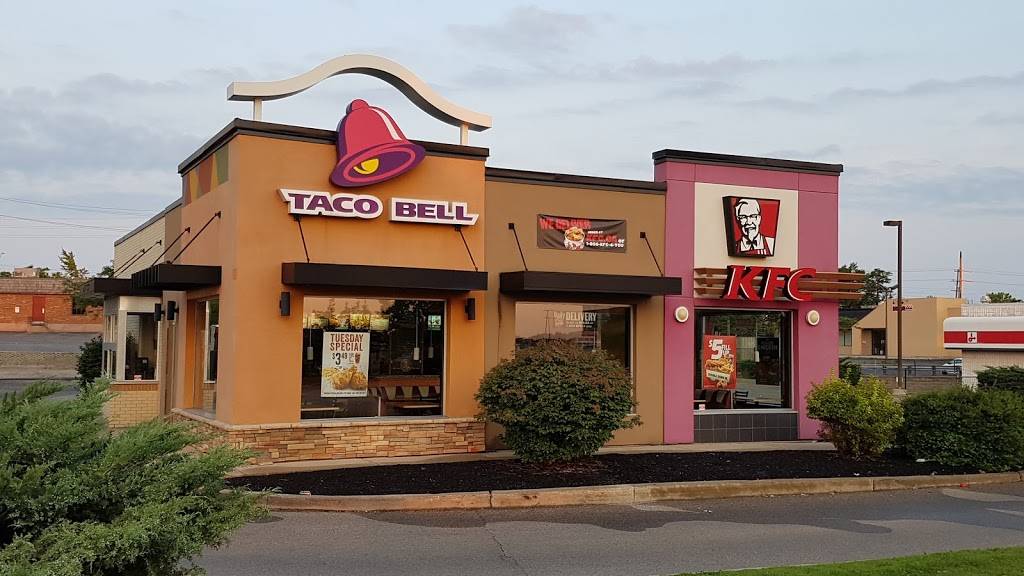 Taco Bell | meal takeaway | 391 Weber St N, Waterloo, ON N2J 3J2, Canada | 5198856680 OR +1 519-885-6680