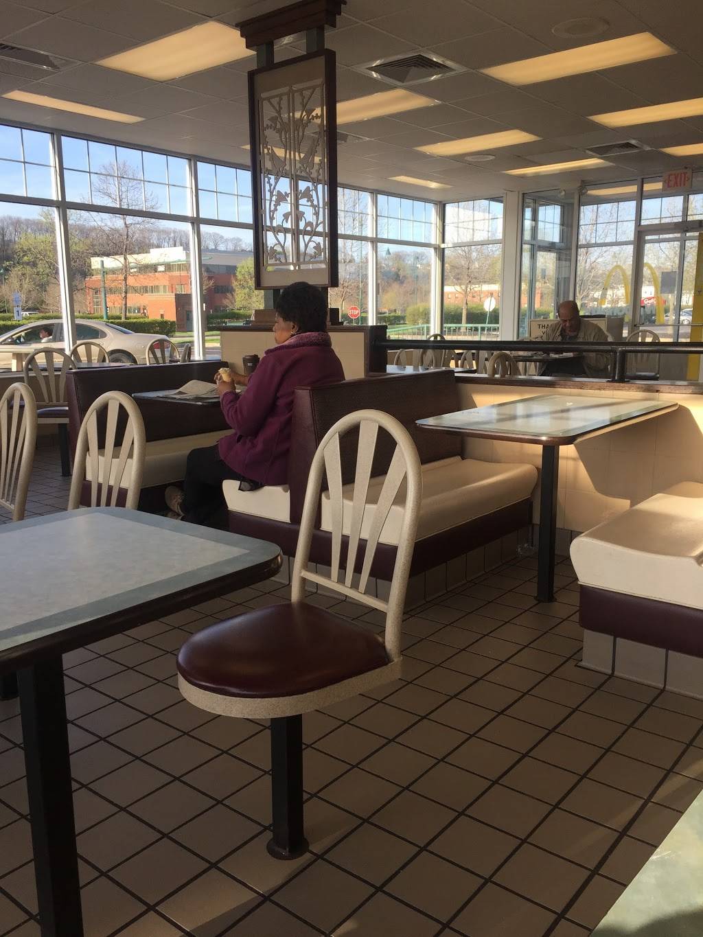 McDonalds | cafe | 400 E Waterfront Dr, Homestead, PA 15120, USA | 4124611002 OR +1 412-461-1002