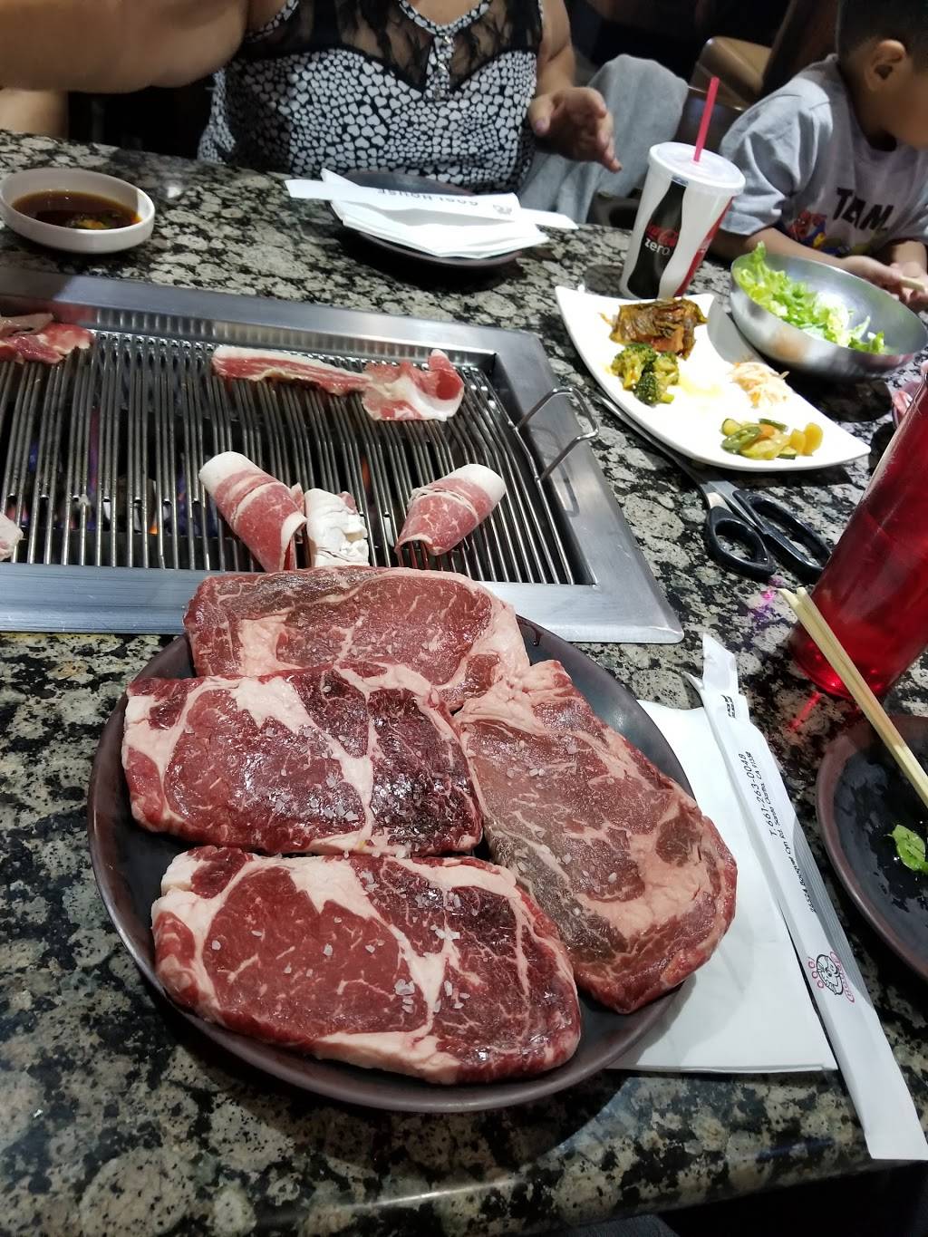 Gogi House | restaurant | 26524 Bouquet Canyon Rd, Santa Clarita, CA 91350, USA | 6612630048 OR +1 661-263-0048