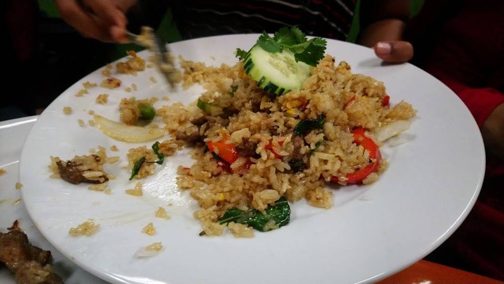 Lams Thai and Chinese Restaurant | restaurant | 11640 Victory Blvd, North Hollywood, CA 91606, USA | 8189388763 OR +1 818-938-8763