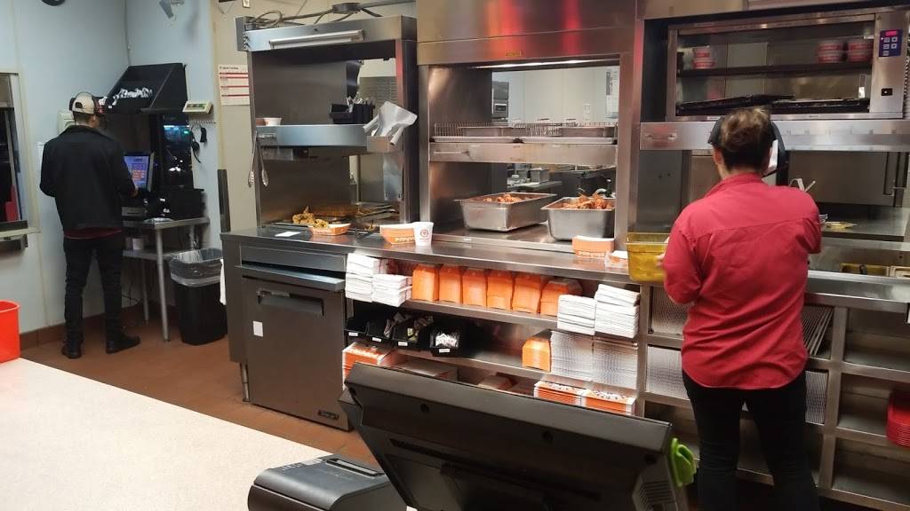 Popeyes Louisiana Kitchen | restaurant | 9510 Beechnut St, Houston, TX 77036, USA | 7139959990 OR +1 713-995-9990